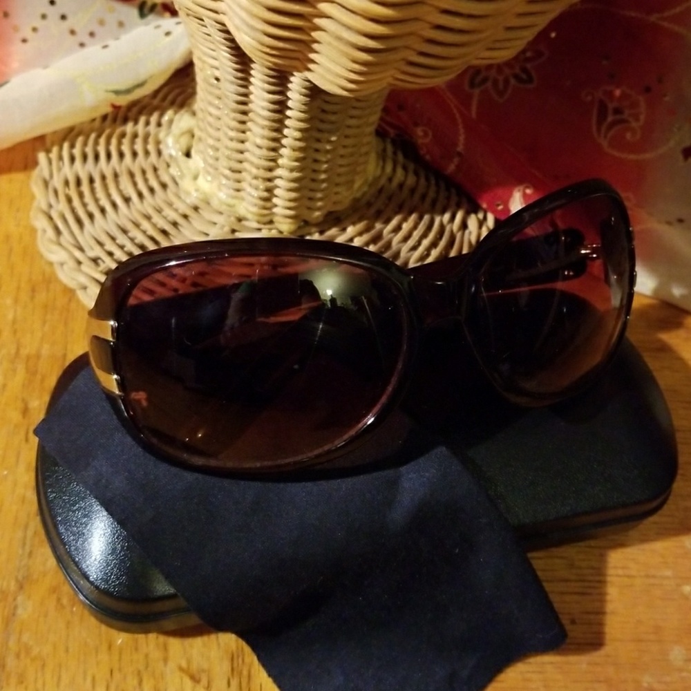 Authentic  Dockers Sunglasses